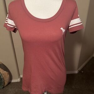 Vs pink Women's Pink Graphic Tee